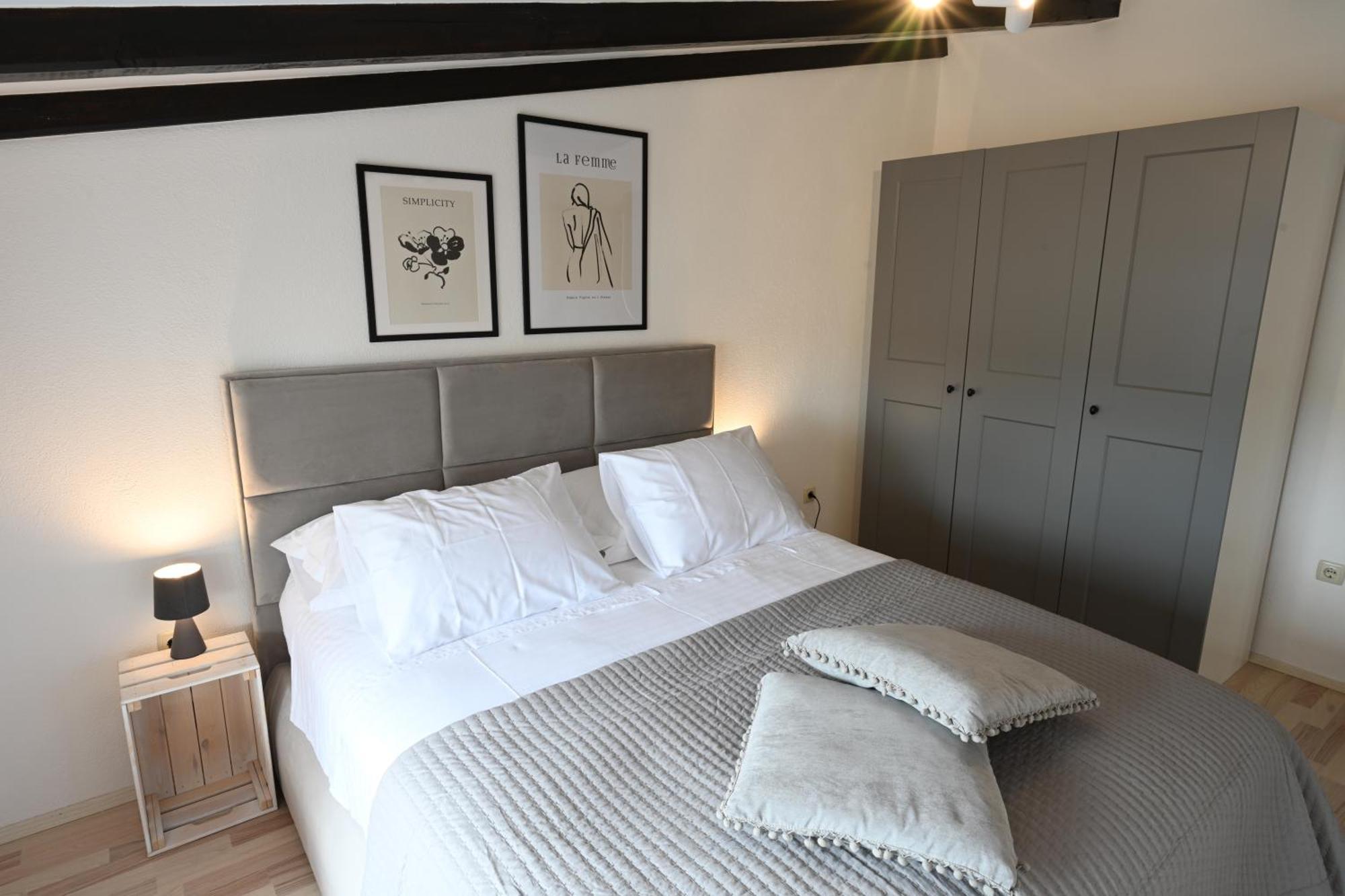Apartment Kokolo Sea View Hvar 赫瓦尔 外观 照片